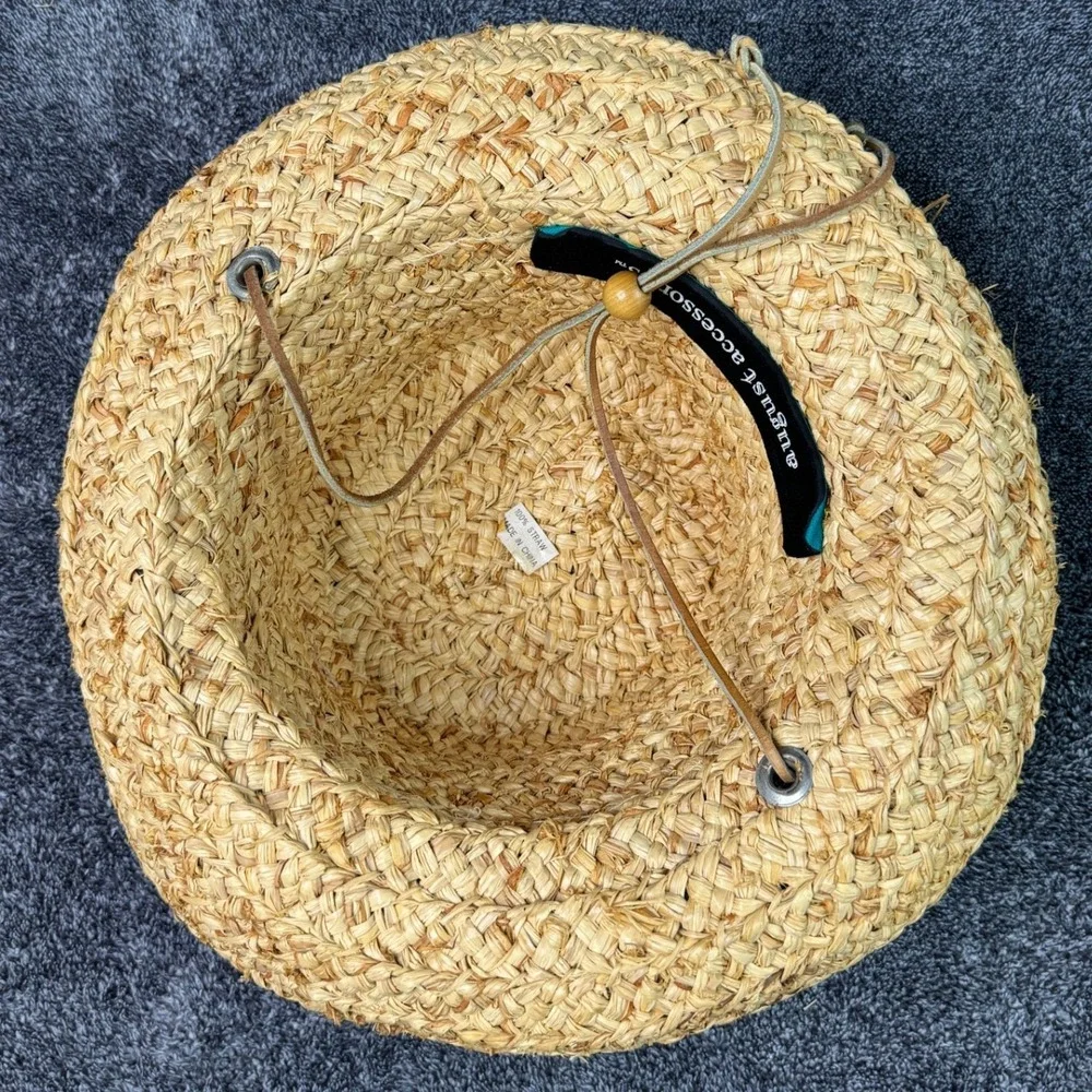 August Accessories august accessories